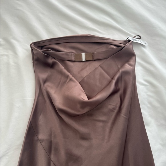 Ten by Babaton Aritzia Inquire Satin Dress - Picture 9 of 9